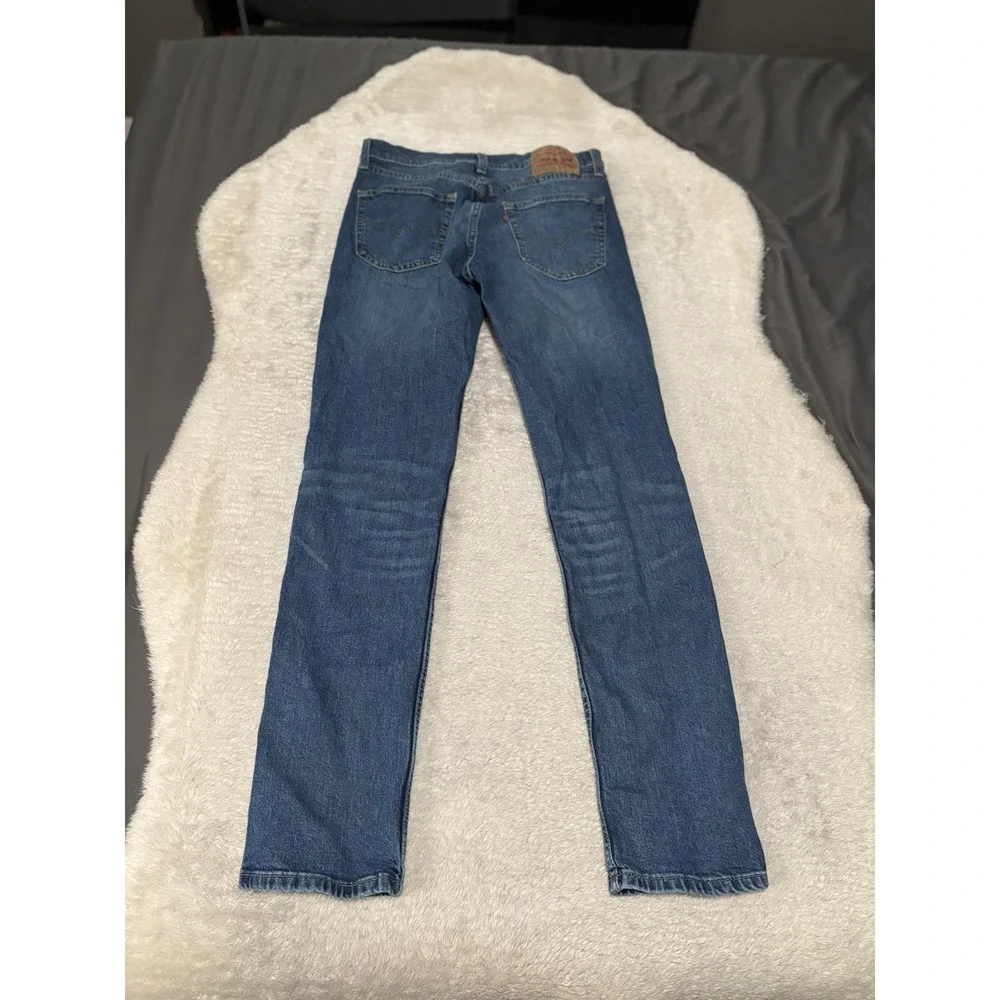 Levis used look